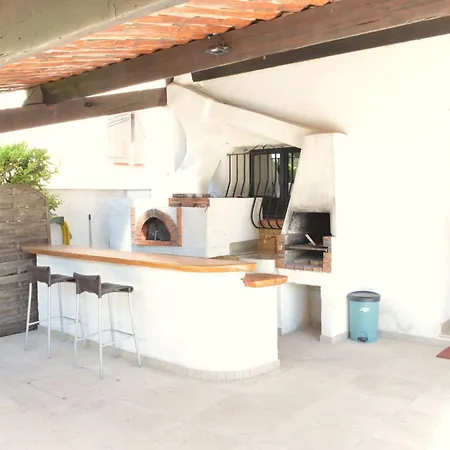 Villa 5 Et Piscine A *