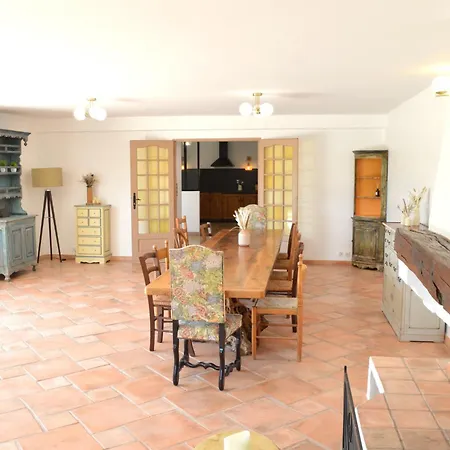 5 Et Piscine A Villa *