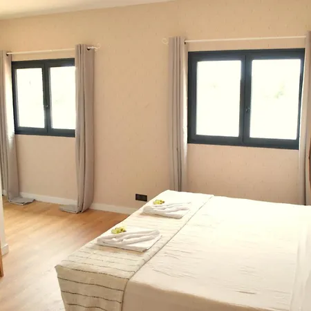 5 Et Piscine A Villa Mougins