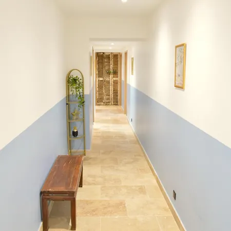 Villa 5 Et Piscine A Mougins